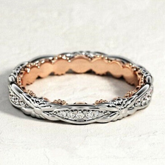 New Sterling silver/18k gold plated ring - Picture 3 of 5